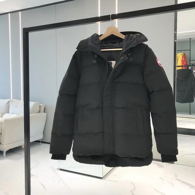 Can*a Go*e coat-183