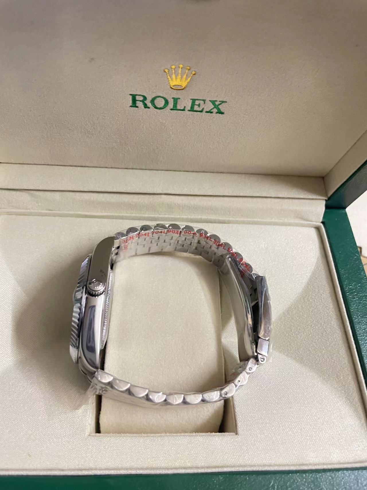 R*l*x watches-169