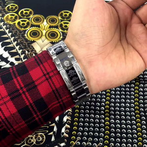 R*l*x watches-030