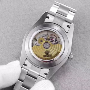 R*l*x watches-068