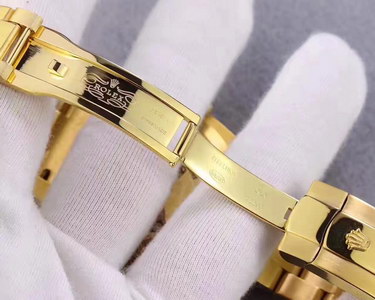 R*l*x watches-065