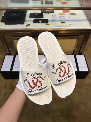 G*u*i slippers(aaa)-271