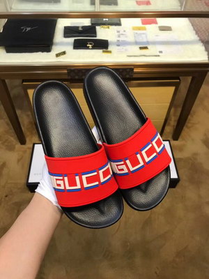 G*u*i slippers(aaa)-280
