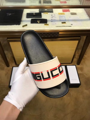 G*u*i slippers(aaa)-279
