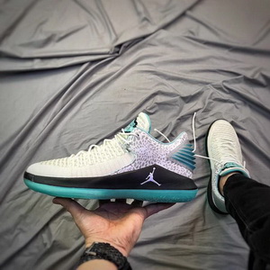 Air Jordan 32 Low “Jade”