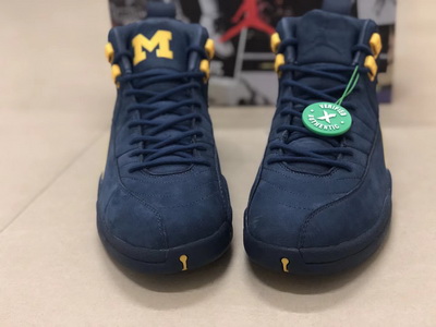 Air Jordan 12 Michigan