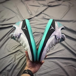 Air Jordan 32 Low “Jade”
