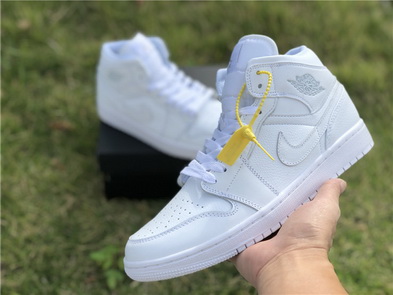 Air Jordan 1 Retro-030