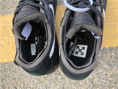 Off-White x Air Max 90-011