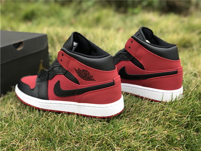 Air Jordan 1 Mid-034