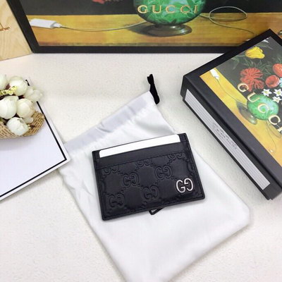 G*u*i card holder-005