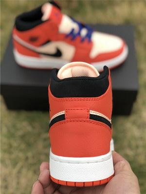 Air Jordan 1 Mid SE-037
