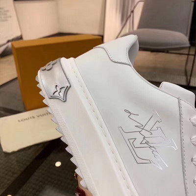 LV Shoes(AAA)-590