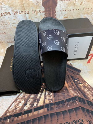 G*u*i slippers(aaa)-318