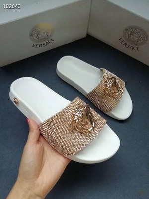 Versace Slippers Women(AAA)-028