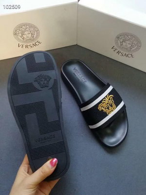Versace Slippers Women(AAA)-010