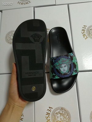 Versace Slippers Women(AAA)-024