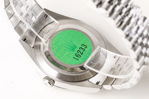 R*l*x watches-099