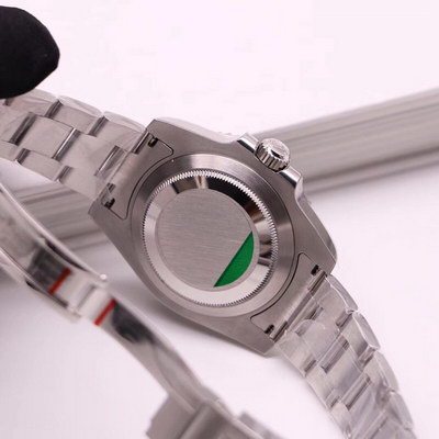 R*l*x watches-105
