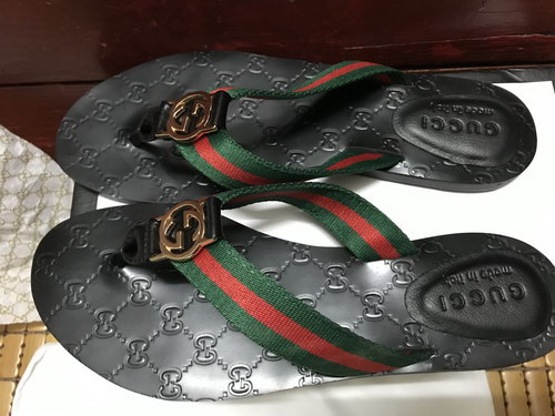 G*u*i slippers(aaa)-330