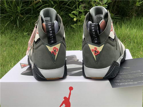 Patta x Air Jordan 7-002