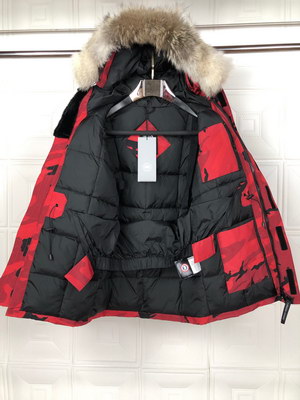 Can*a Go*e coat-112