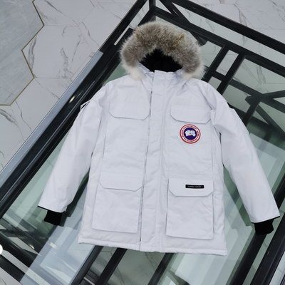 Can*a Go*e coat-107