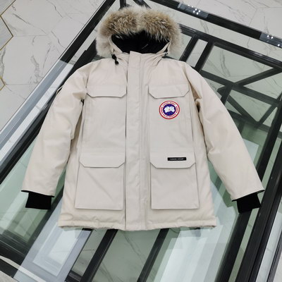 Can*a Go*e coat-108