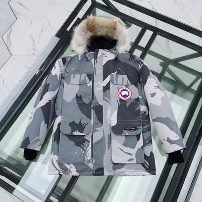 Can*a Go*e coat-116