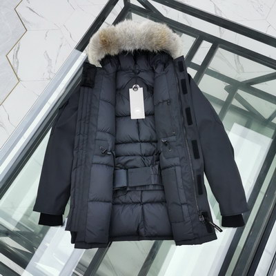 Can*a Go*e coat-105
