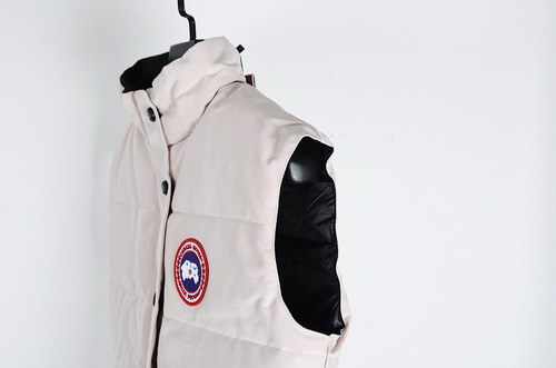 Can*a Go*e vest coat(women)-001