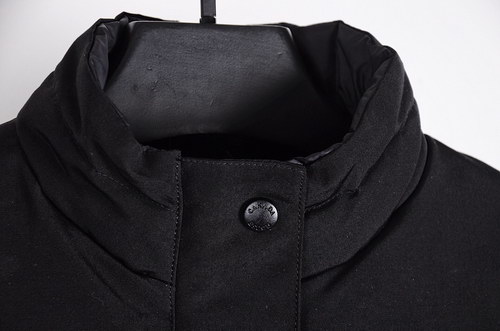 Can*a Go*e vest coat(women)-007