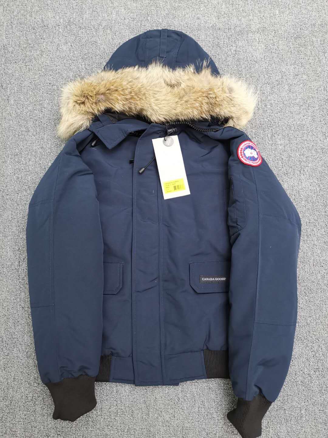 Can*a Go*e coat-01-123