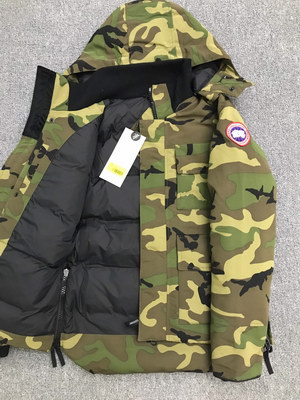 Can*a Go*e coat-37-142