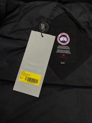 Can*a Go*e coat-37-139