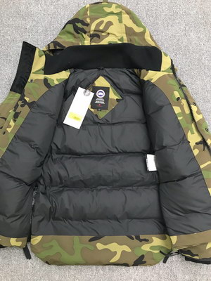 Can*a Go*e coat-37-142