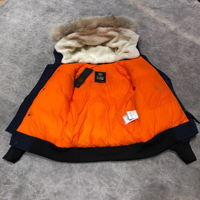 Can*a Go*e coat-159