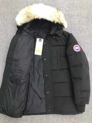 Can*a Go*e coat-158