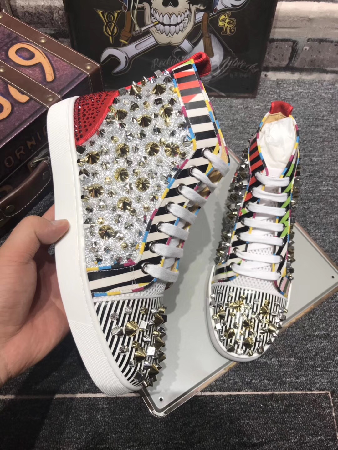 CL Men Shoes-527
