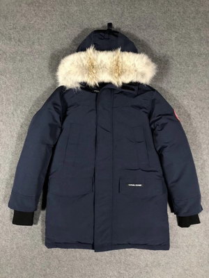 Can*a Go*e coat-13-163