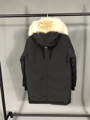Can*a Go*e coat-13-164