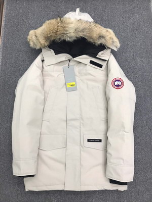 Can*a Go*e coat-13-165