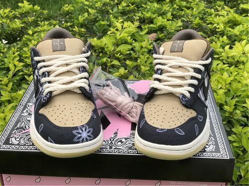 Travis Scott x Dunk SB Low