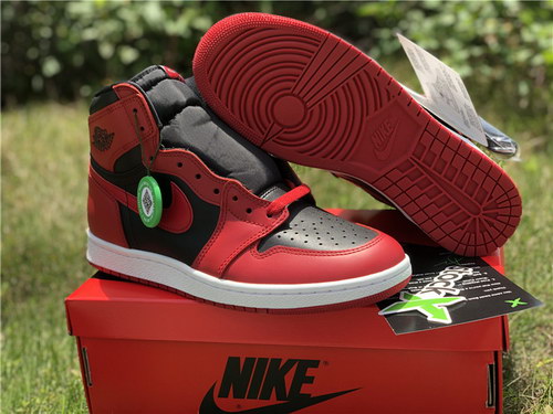 Air Jordan 1 Retro High OG “Banned”