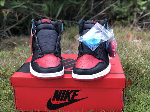 Air Jordan 1 High OG WMNS “UNC To Chicago”