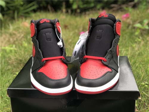Air Jordan 1 banned with X