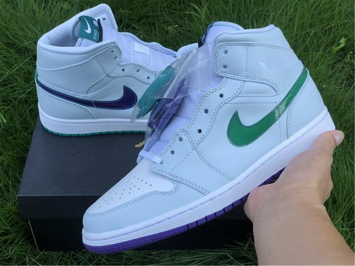Air Jordan 1 Mid SE “NK Hoops”