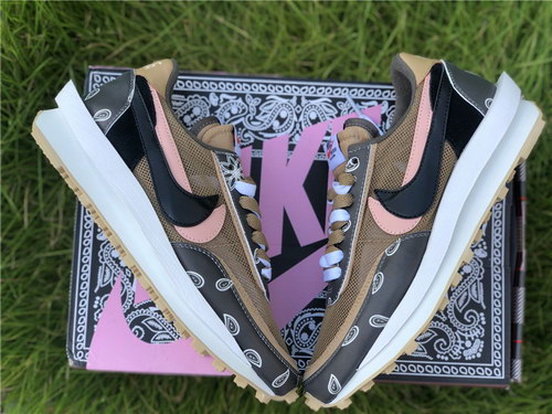 Sacai x Nike LDV Waffle-007