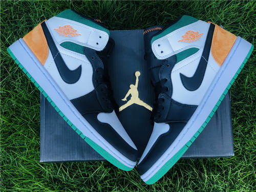 Air Jordan 1 Mid SE-038