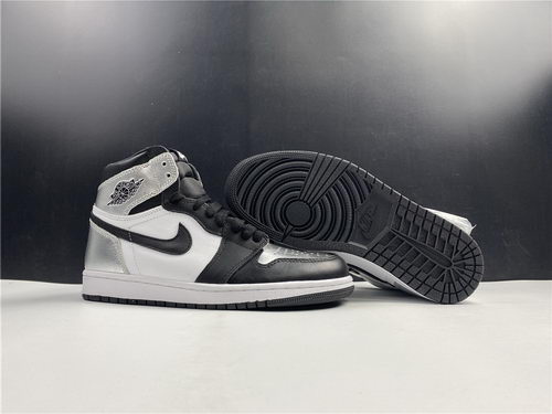 Air Jordan 1 High OG WMNS “Silver Toe”